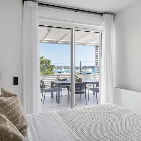 Marina Apartment